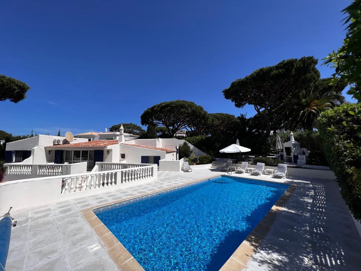 Royal Course Villa, *